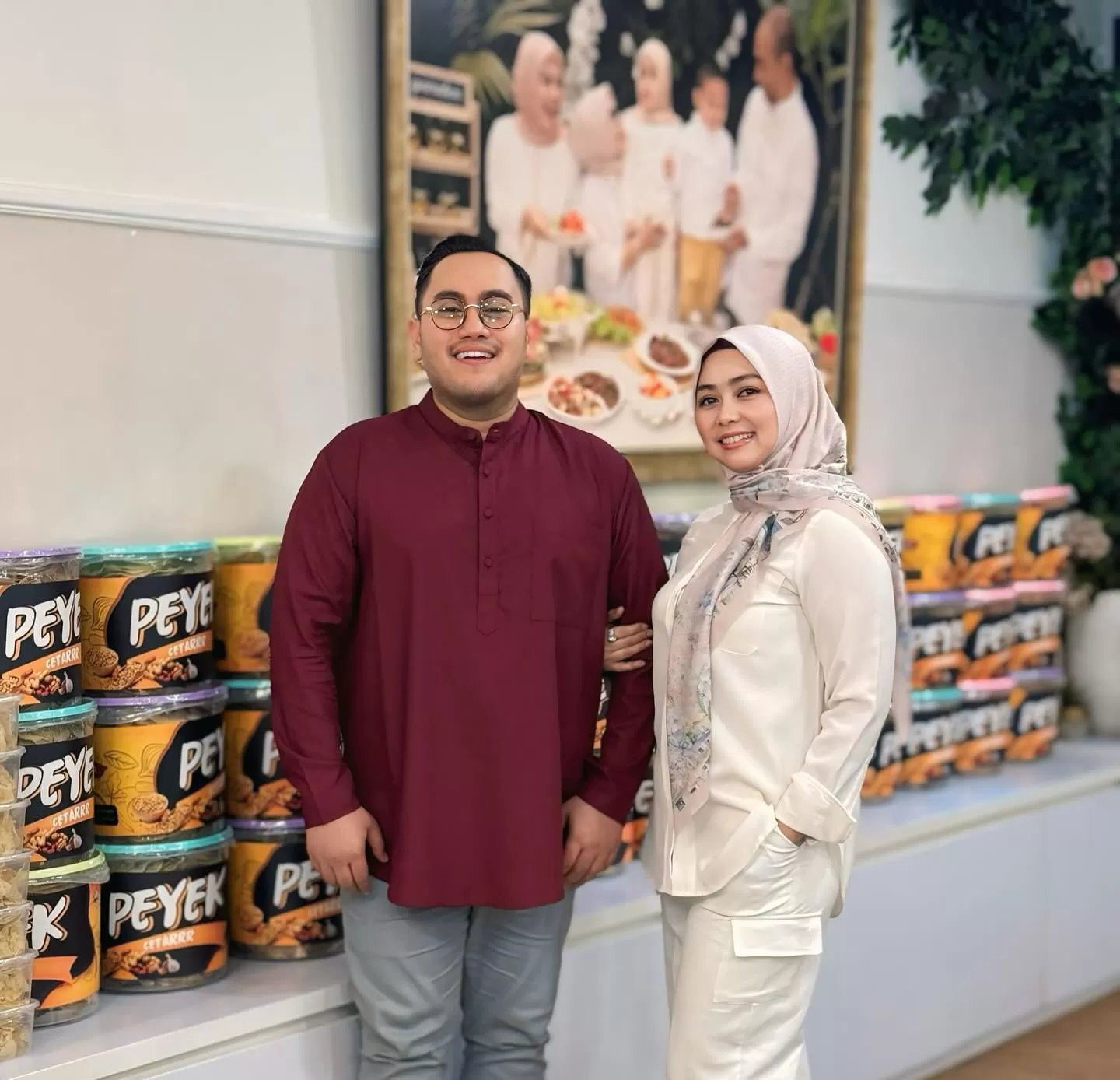 Nassar Kini Dekat Dengan Kakak  Ipar Syahrini