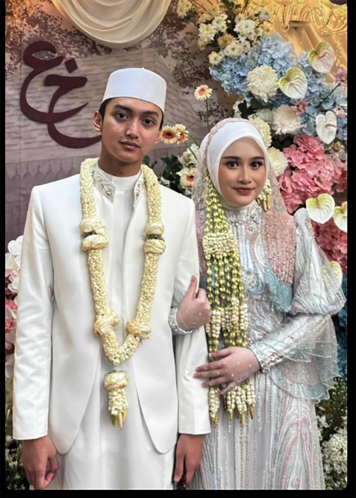 Sosok Khansa Mariska yang Menikah dengan Gus Azmi Munsyid Terkenal