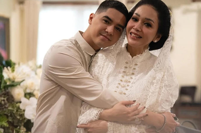 Al Ghazali dan bunda Maia Estianty.