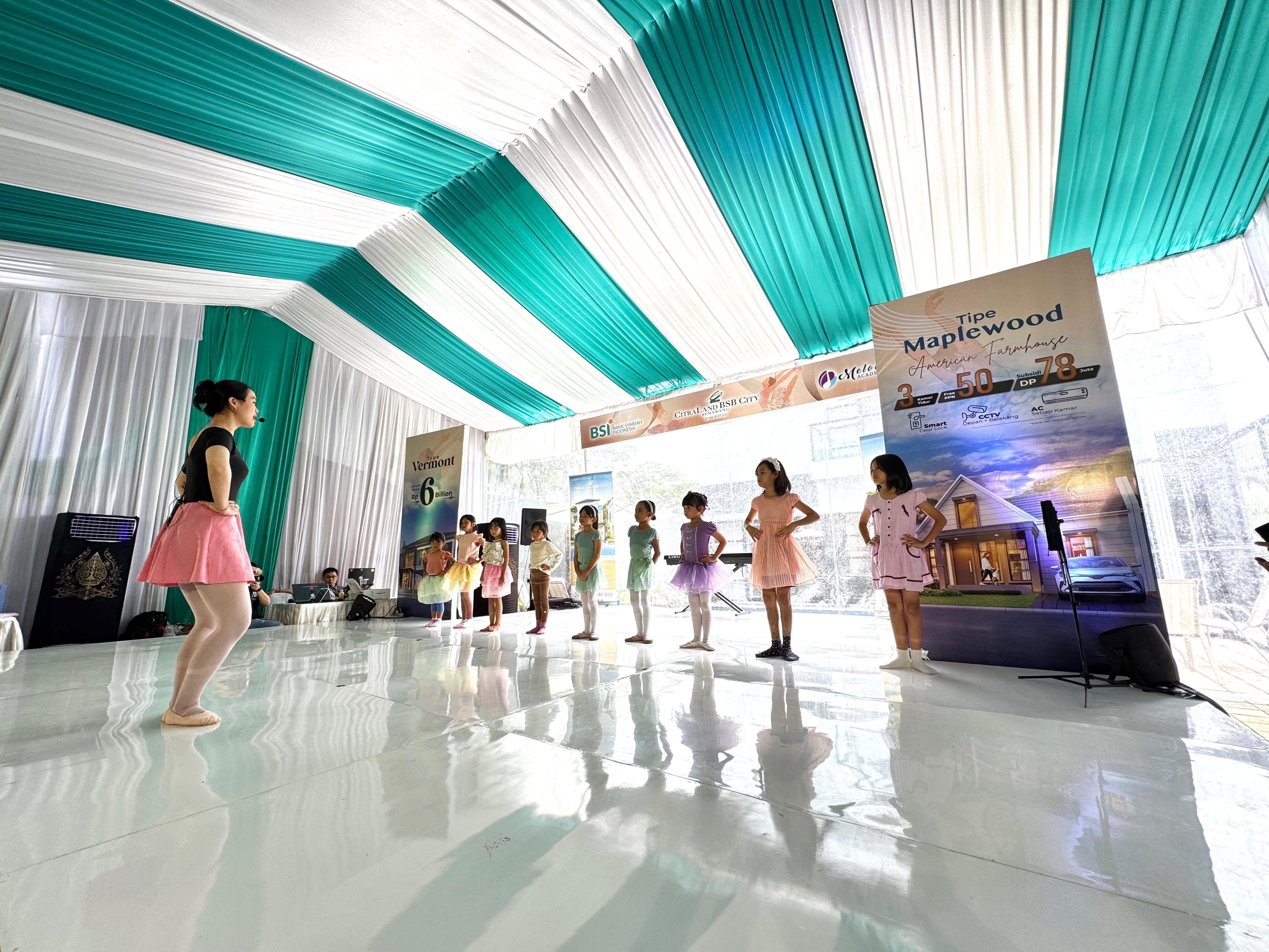 Momentum libur sekolah dimanfaatkan CitraLand BSB City Semarang untuk menghadirkan acara spesial bertema balet bagi keluarga.
