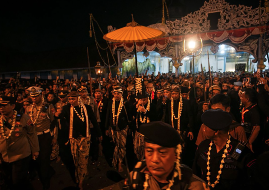 11 Tradisi Malam Satu Suro 2025/1 Muharram 1447 H di Jawa Tengah dan Yogyakarta