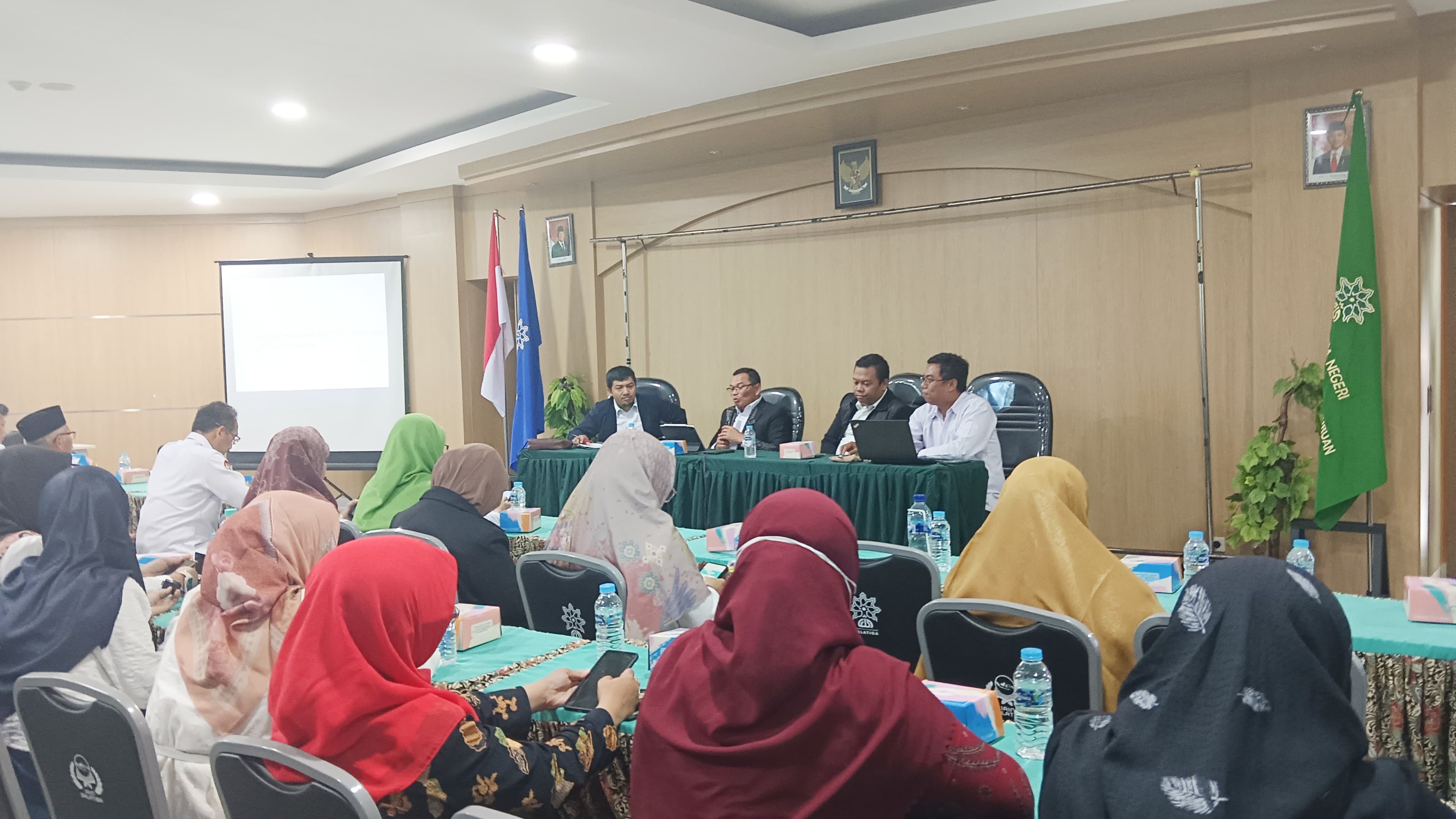 Forum Evaluasi Pelaksanaan UKMPPG Batch 1 Tahun 2025 yang digelar pada Senin (30/6) di Ruang Rapat Utama FTIK UIN Salatiga.