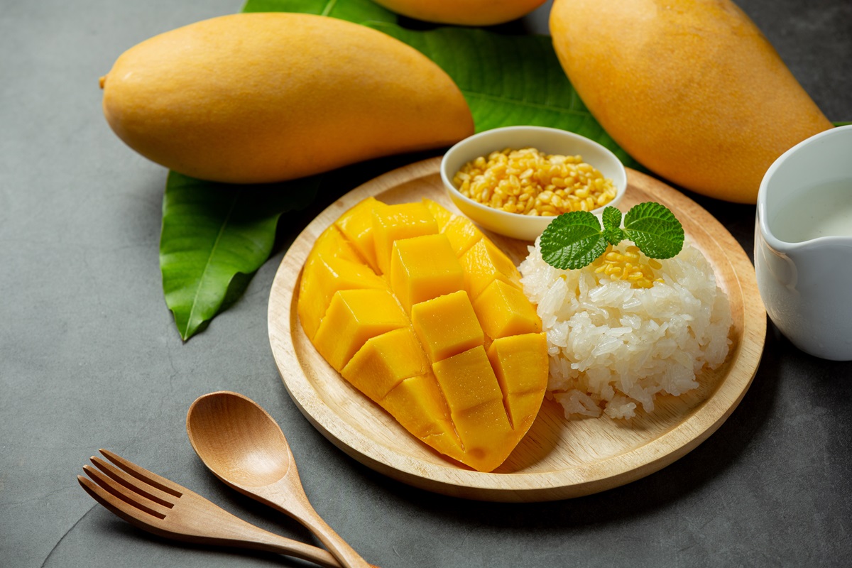 Ilustrasi Olahan Mango Sticky Rice (Sumber: Freepik)