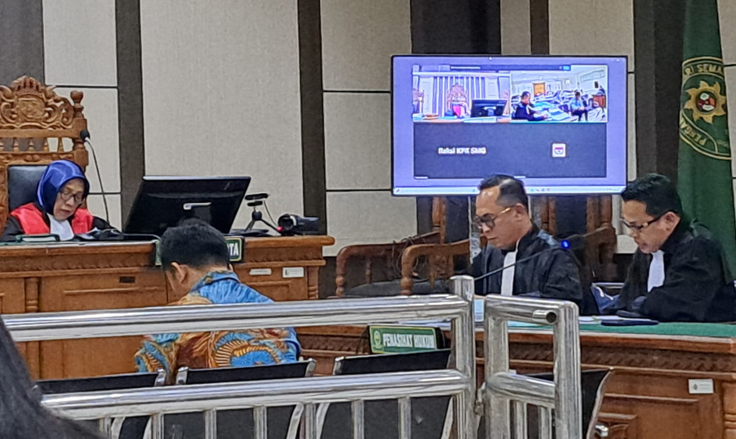 Terdakwa Martono, penyuap mantan Wali Kota Semarang Hevearita G Rahayu dan suaminya, Alwin Basri menyampaikan pembelaan di Pengadilan Tipikor Semarang, Senin (7/7/2025).