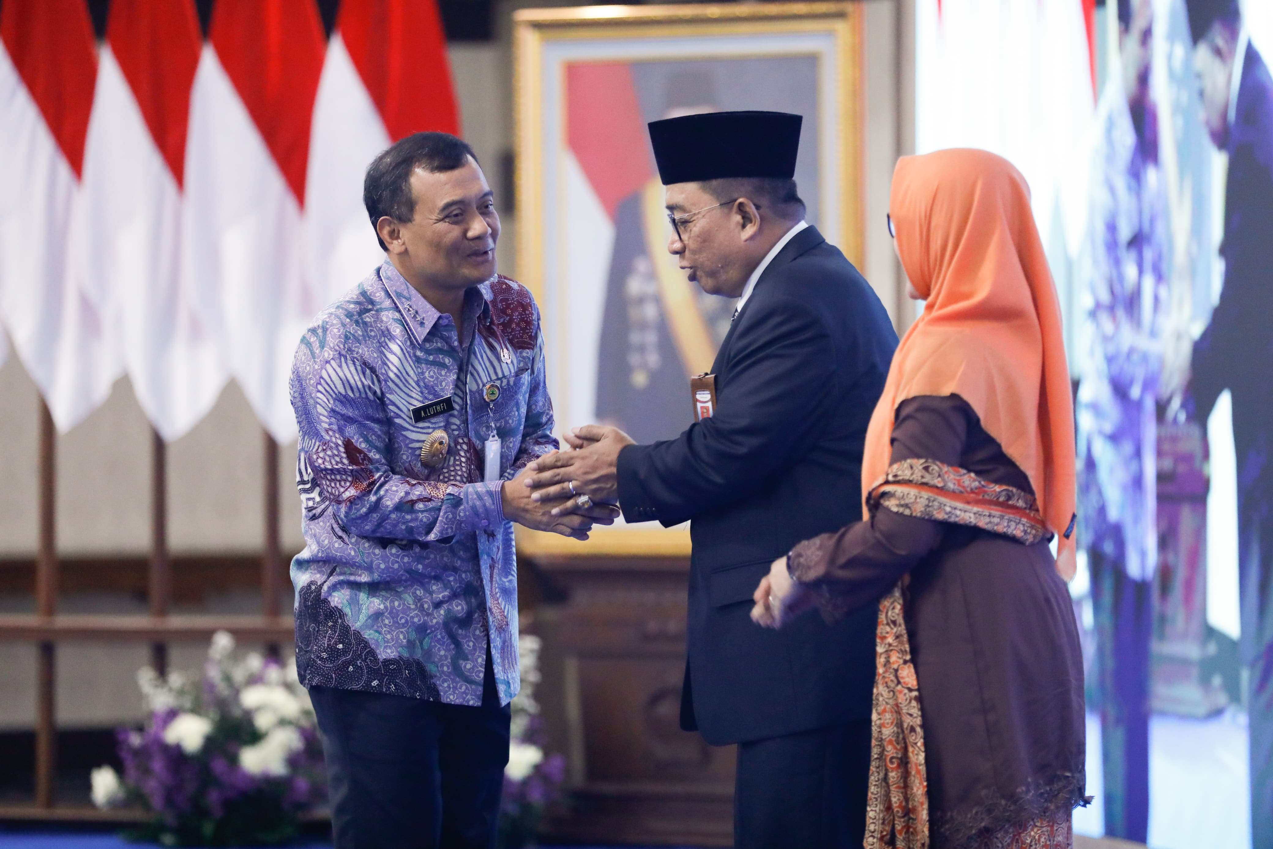 Gubernur Jawa Tengah, Ahmad Luthfi mengukuhkan Buyung Wiromo Samudro sebagai Kepala BPKP Provinsi di gedung Gardhika Bhakti Praja, Semarang pada Selasa, 8 Juli 2025.