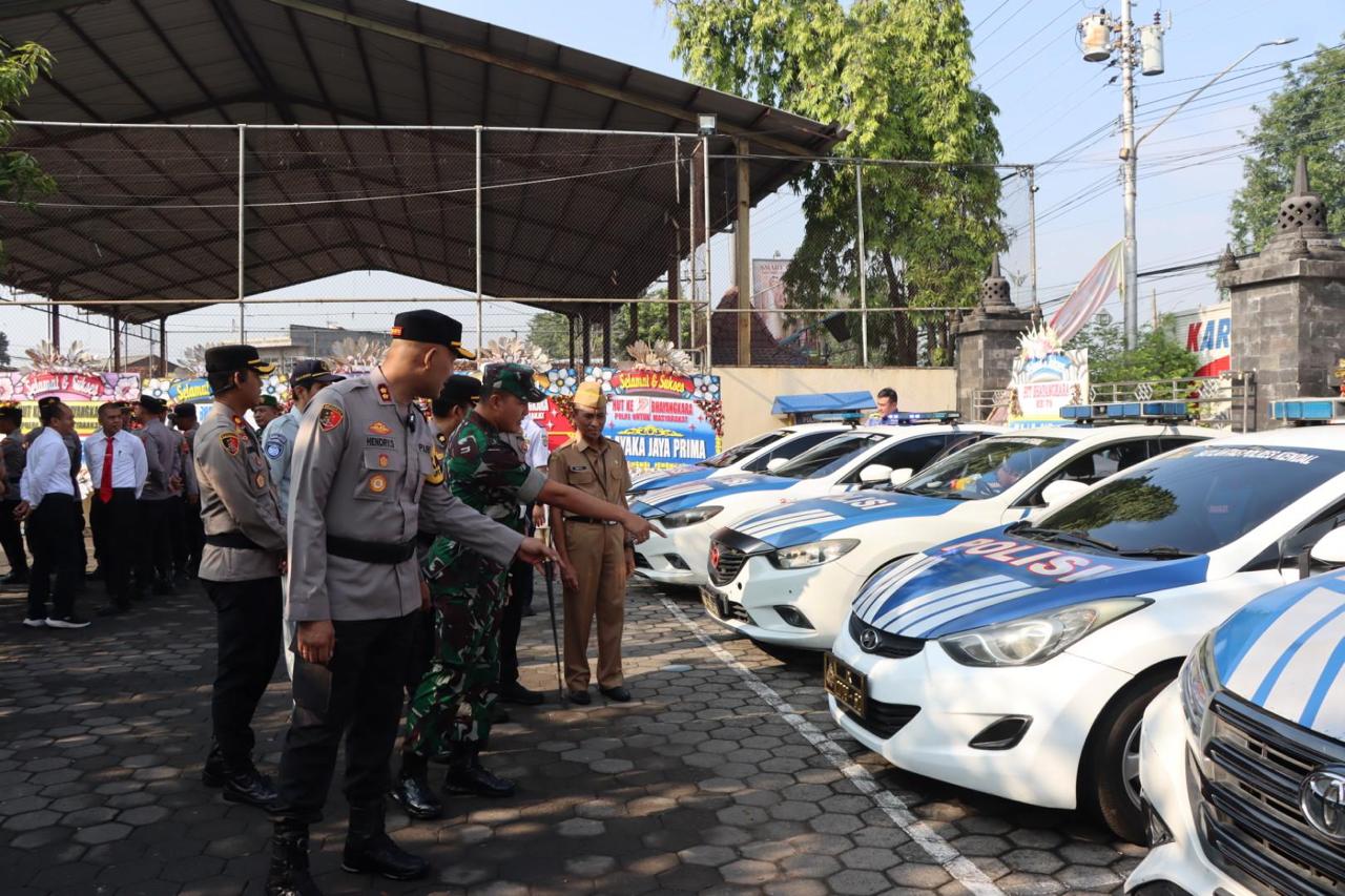 Polres Kendal resmi memulai Operasi Patuh Candi 2025 pada Senin, 14 Juli 2025, dengan pendekatan humanis demi menekan pelanggaran dan kecelakaan di jalan raya.
