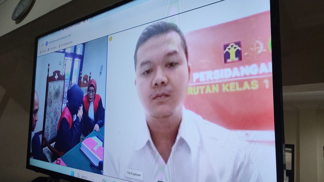 Brigadir Ade mengikuti sidang secara daring dari Rutan Kelas 1 Semarang, Rabu (16/7/2025).