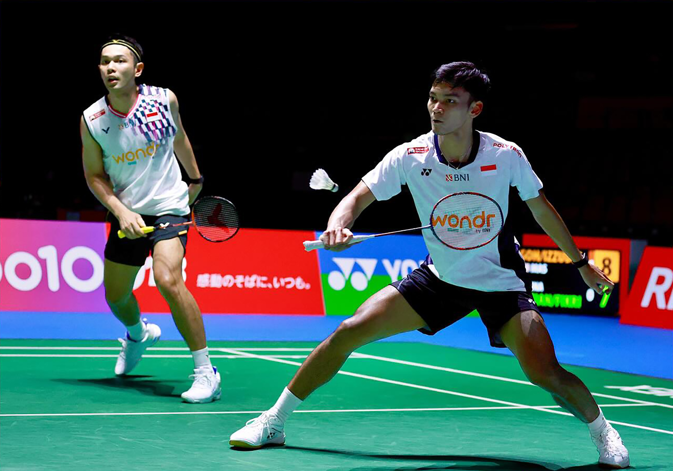 Fajar Alfian/Muhammad Shohibul Fikri terhenti langkahnya di babak perempatfinal usai kalah dari wakil Malaysia, Goh Sze Fei/Nur Izzuddin 13-21, 21-17, 20-22.