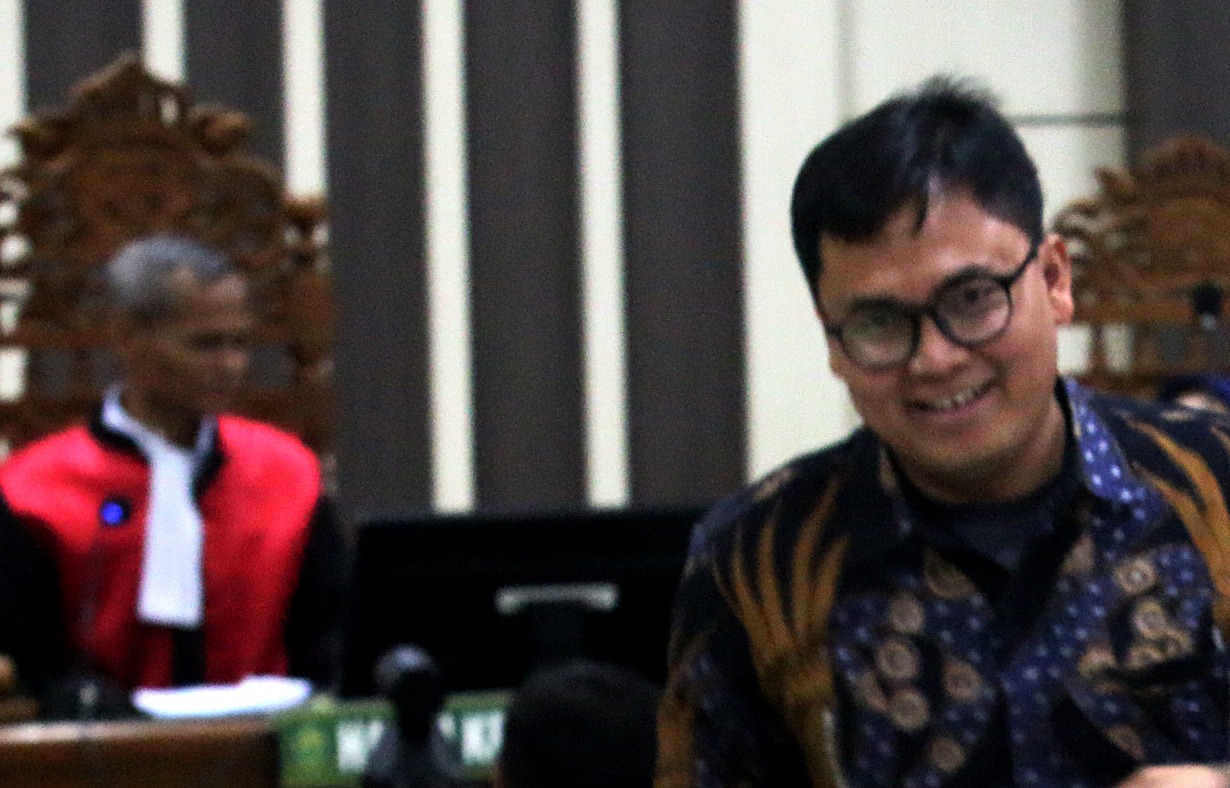 Ahli Hukum Pidana Universitas Wahid Hasyim Semarang, Mahrus Ali memberikan saksi dalam sidang korupsi Mbak Ita dan suaminya, Alwin Basri di Pengadilan Tipikor Semarang, Senin (21/7/2025).