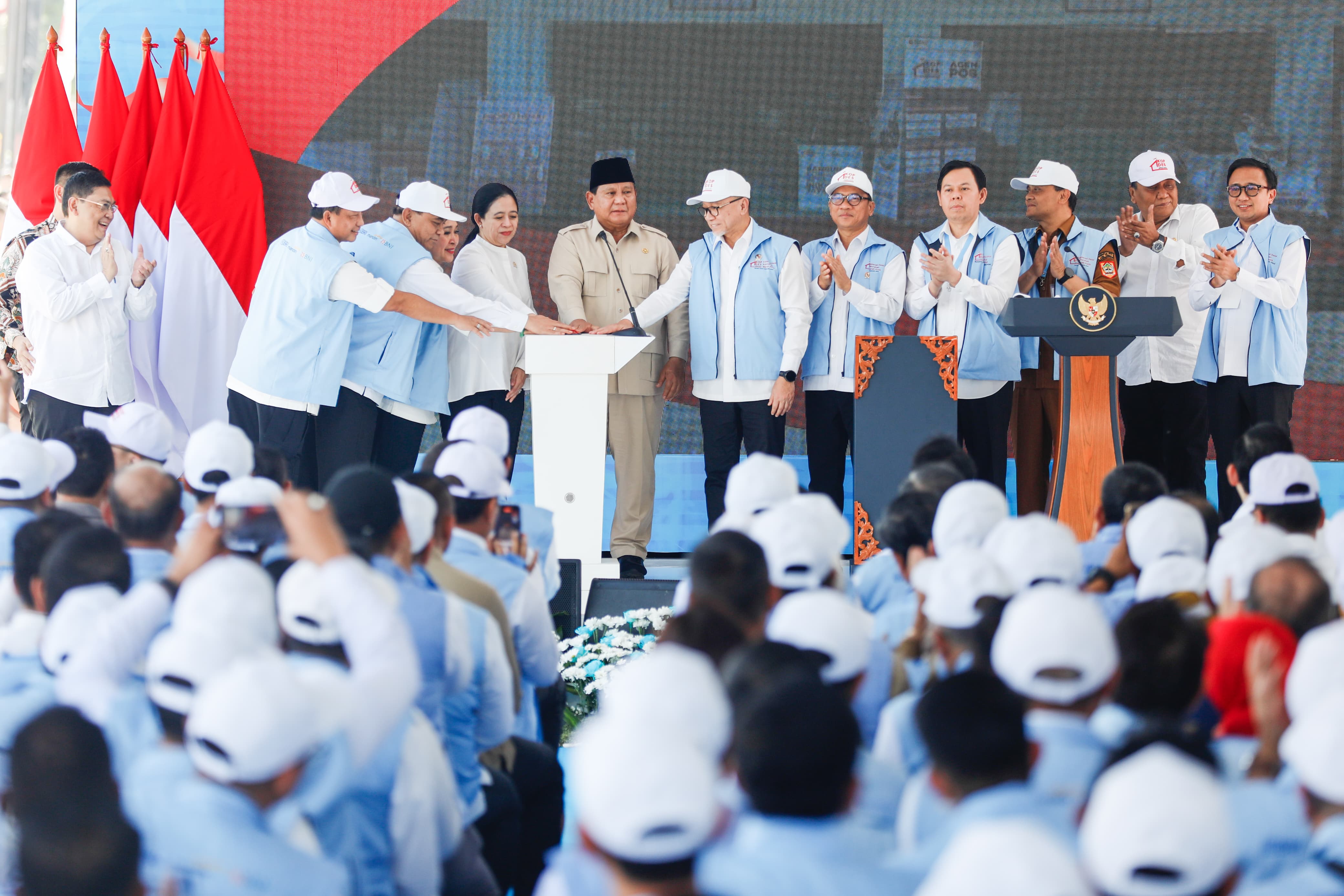 Peluncuran dihadiri Menko Bidang Pangan Zulhifli Hasan, Menteri Desa Yandri Susanto, Menteri Koperasi Budi Arie, Mendagri Tito Karnavian, Gubernur Jawa Tengah Ahmad Luthfi, dan pejabat lainnya.