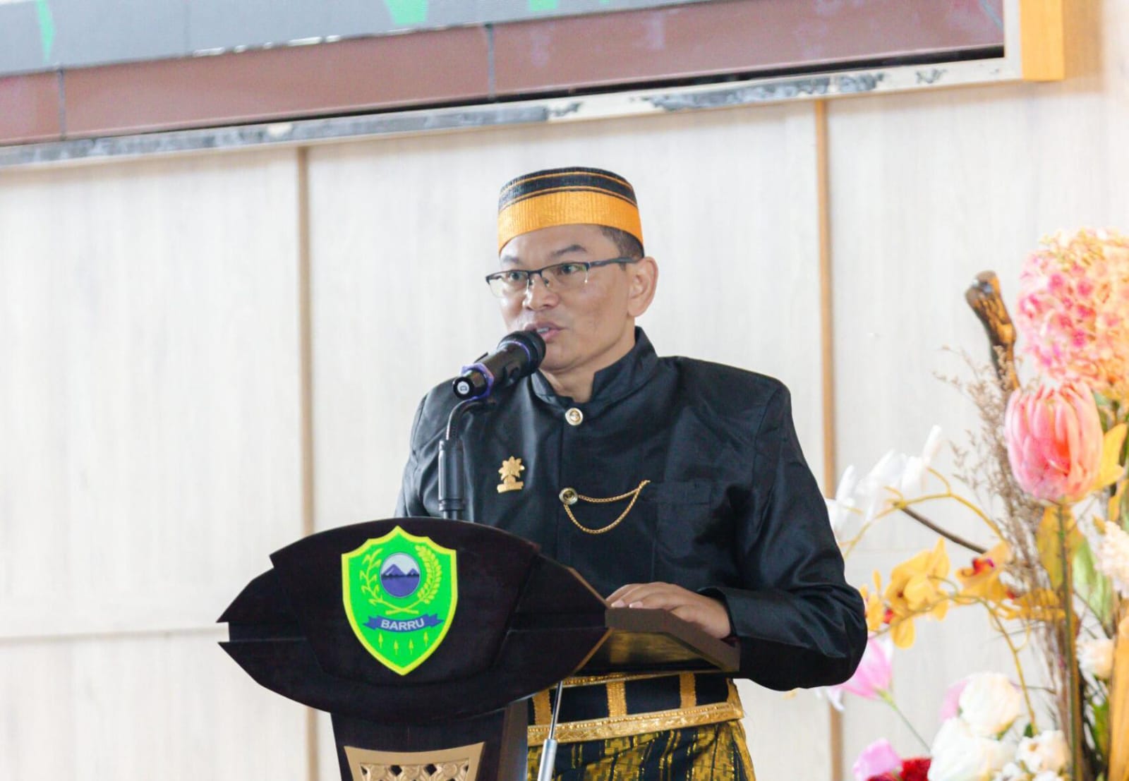 Prof. Dr. Rasimin, M.Pd. (Dekan FTIK UIN Salatiga)