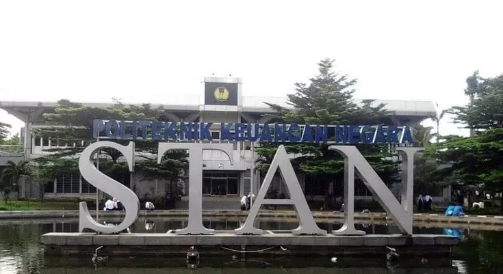 Sekolah kedinasan STAN