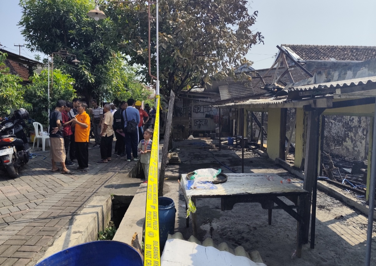 Kondisi rumah terbakar di Jalan Pesanggrahan Mlatibaru Semarang Timur