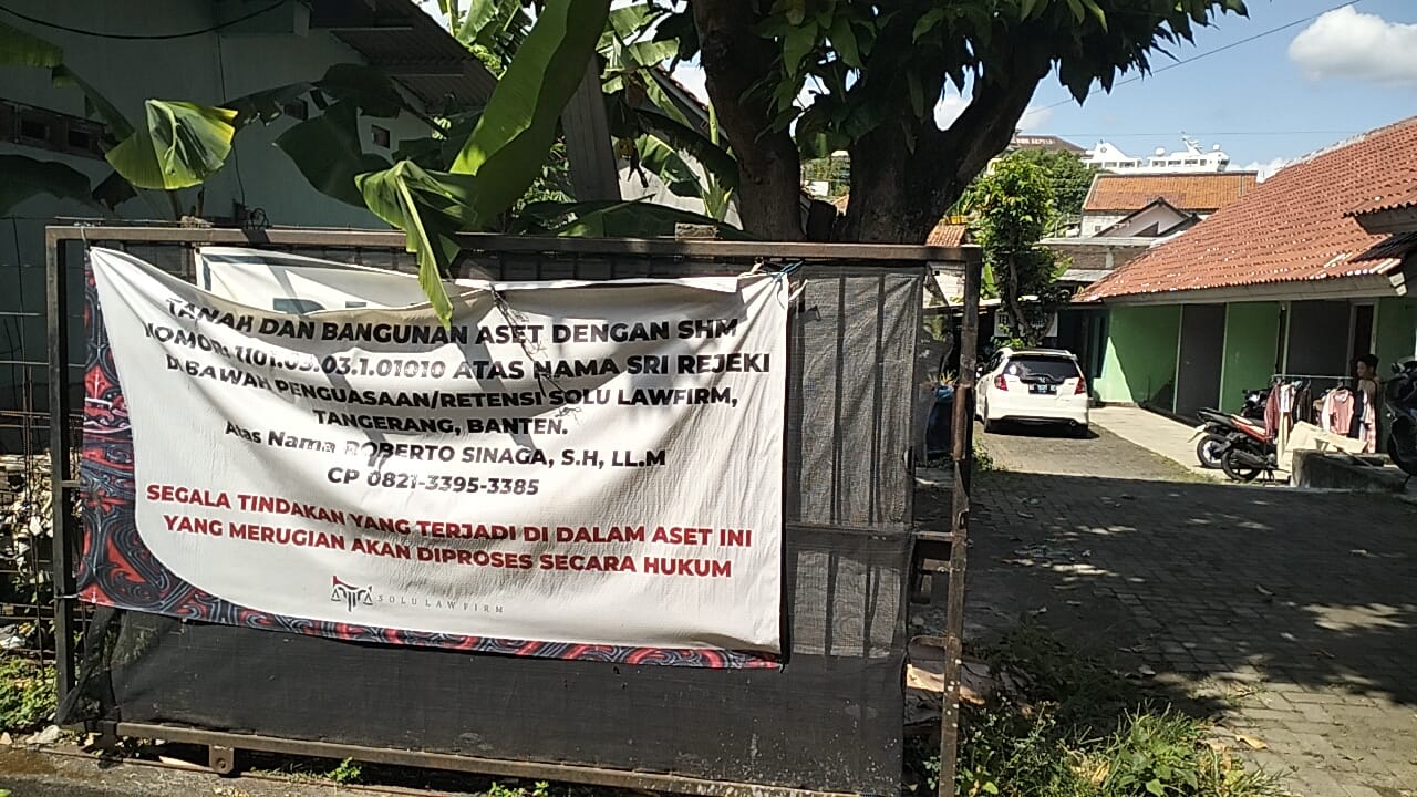 Buntut dari konflik sengketa tanah yang tak kunjung selesai.