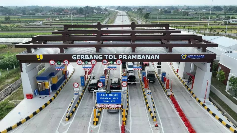 Gerbang tol prambanan