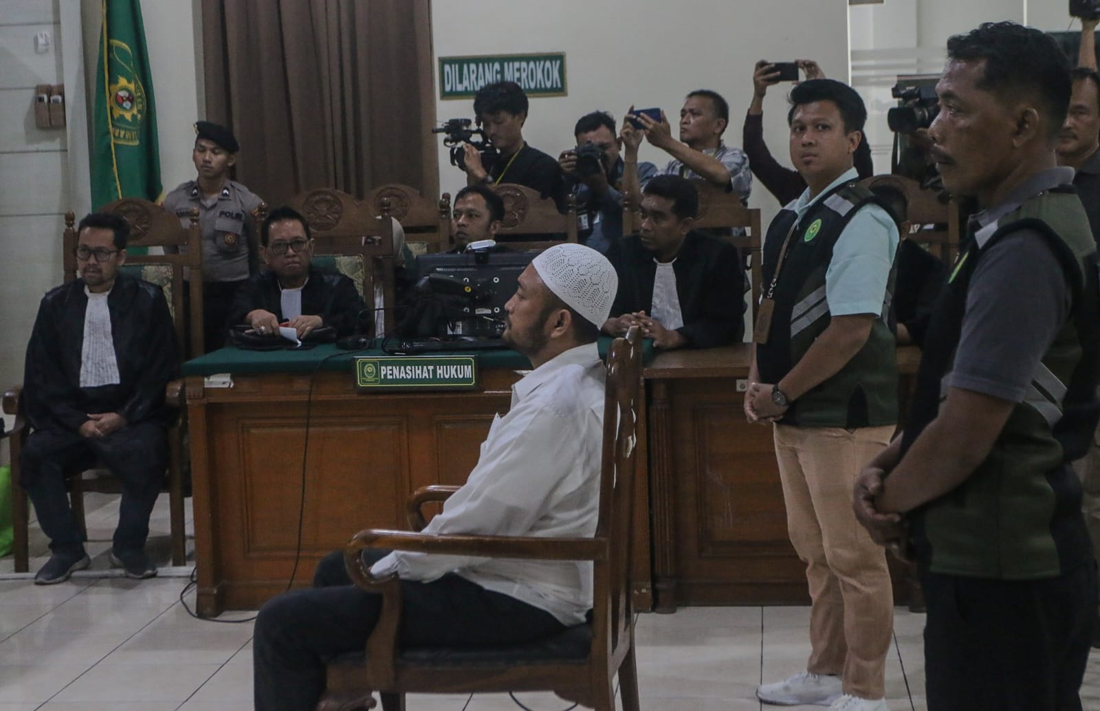 Terdakwa Aipda Robig Zainuddin menjalani sidang putusan di Pengadilan Negeri Semarang, Jumat (8/8/2025).