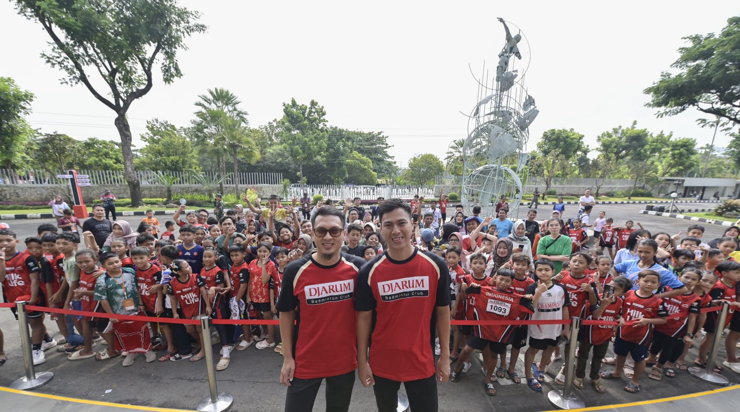 Dalam rangkaian Audisi Umum, Bakti Olahraga Djarum Foundation bersama PB Djarum memberikan penghargaan kepada Mohammad Ahsan dan Shesar Hiren Rustavito yang resmi masuk dalam Hall of Fame PB Djarum.