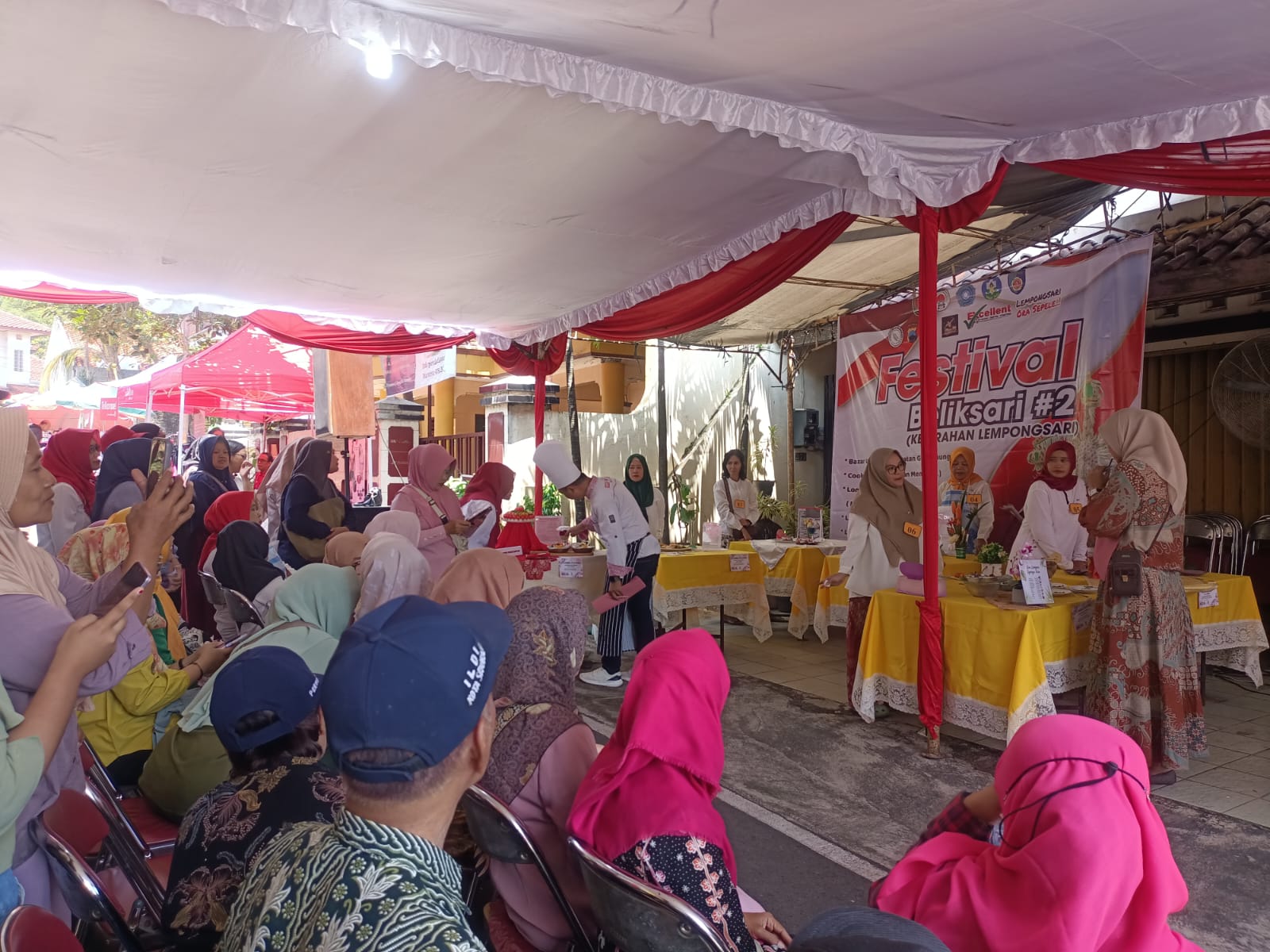 Suasana Festival Mbeliksari #2 di Jalan Lempongsari, Sabtu (13/9) pagi.