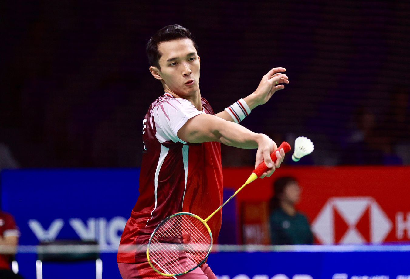 Jonatan Christie mengamankan tiket ke babak 16 besar usai mengandaskan wakil Hongkong, Ng Ka Long Angus dua gim langsung 21-11, 21-17 di Suwon Gymnasium.