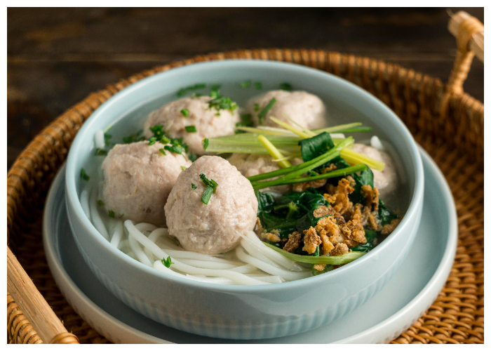 Rahasia di Balik Nikmatnya Makanan Hangat Saat Hujan, Sudah Pernah Coba Semua? Yuk Simak Berita Berikut Ini (Freepik)