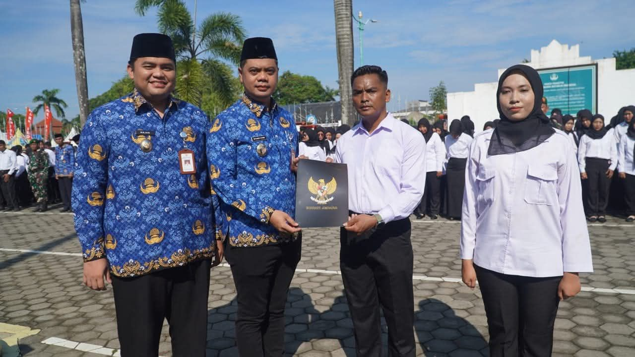 Sebanyak 1.202 orang resmi menerima SK pengangkatan sebagai PPPK, yang terdiri dari 781 jabatan pelaksana dan 421 jabatan fungsional. Selain itu, terdapat 8 orang PNS yang dilantik dan diambil sumpah