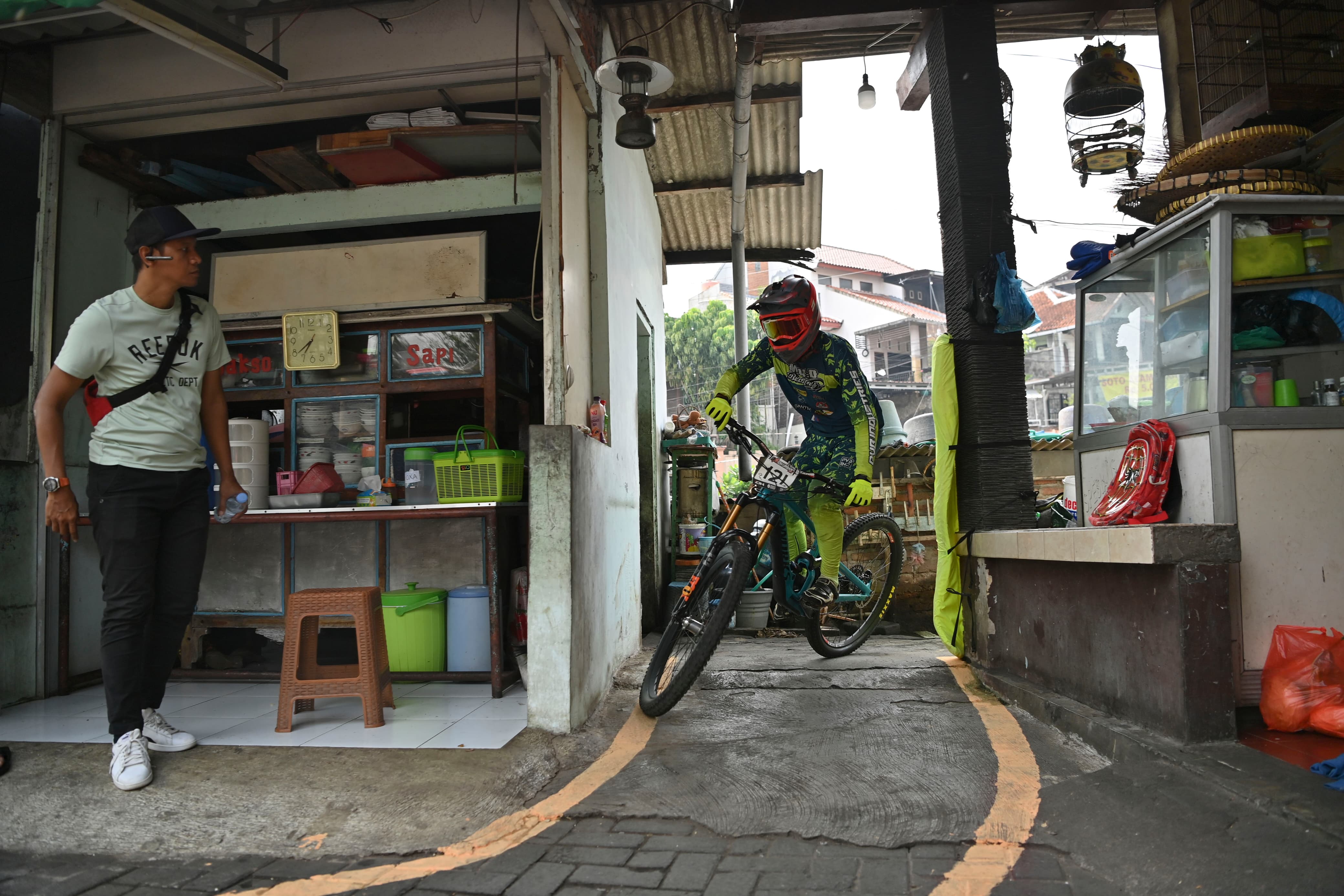 76 IDH URBAN 2025 SERI 2