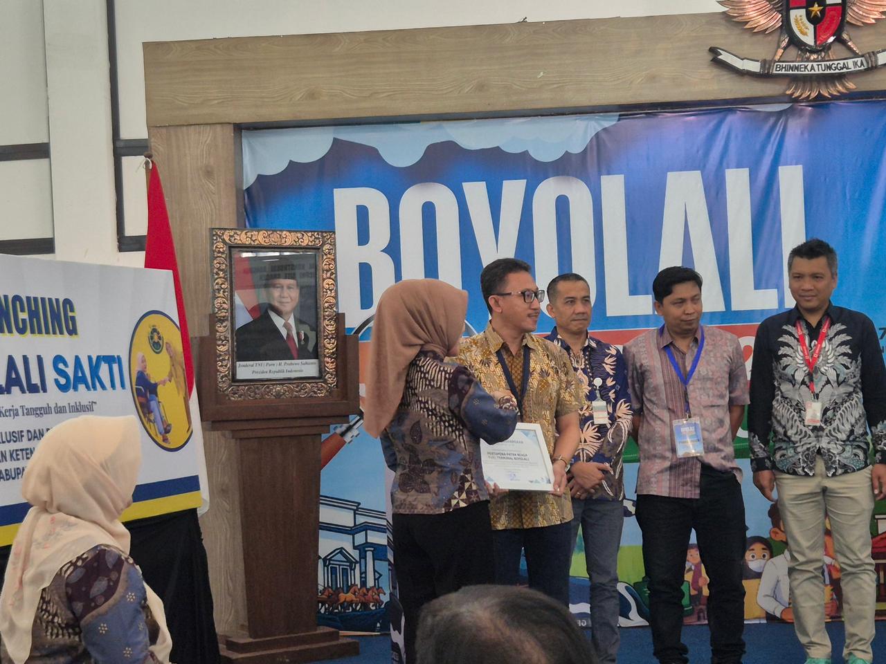 PT Pertamina Patra Niaga FT Boyolali melalui Kegiatan  CSR Difablepreneur  berhasil mendapatkan penghargaan.