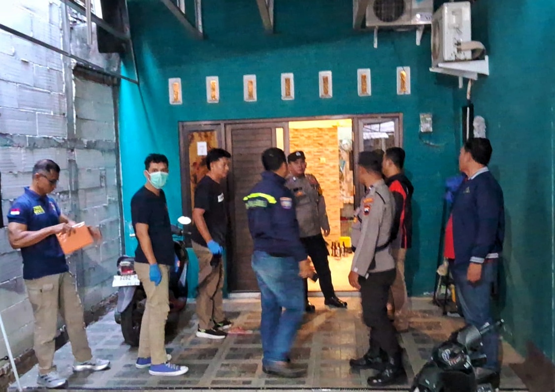 Polsek Pedurungan bersama Tim Inafis Polrestabes Semarang melakukan olah TKP