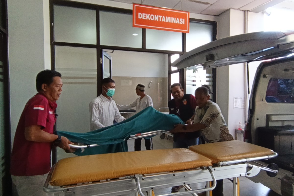 Korban pesta miras oplosan di Kabupaten Magelang kembali bertambah, satu orang meninggal dunia pada Kamis (9/10) sekitar pukul 04.00. ROFIK SYARIF/ JAWA POS RADAR&nbsp;SEMARANG