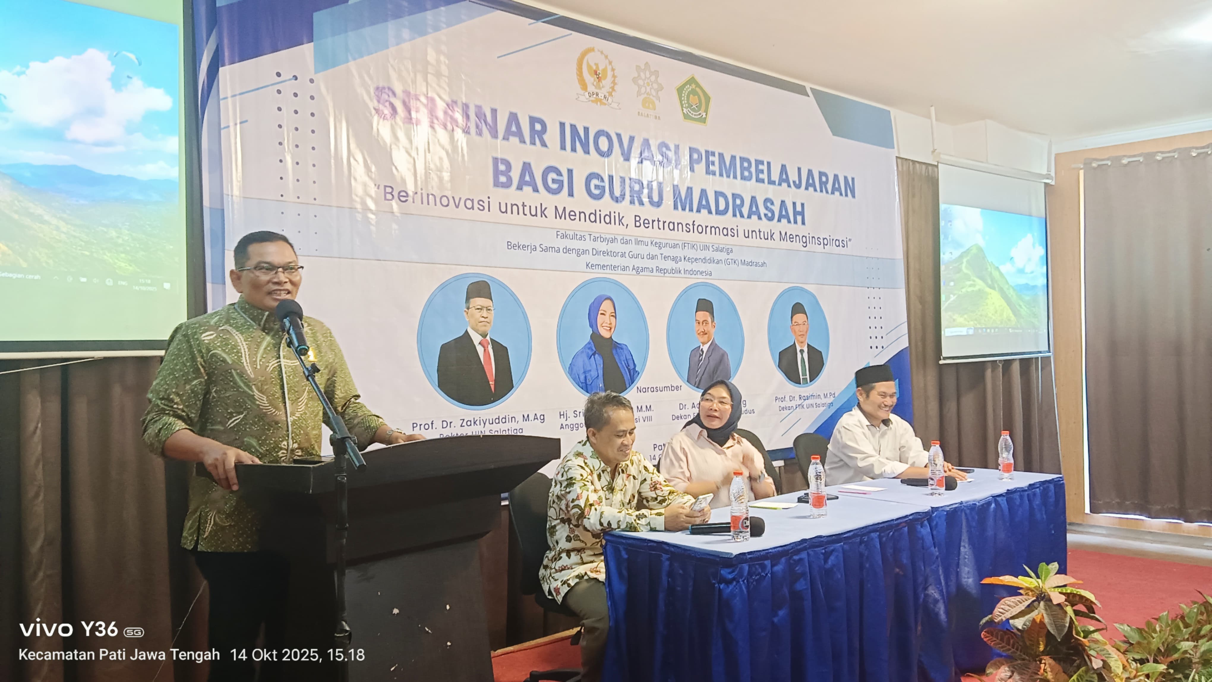 FTIK UIN Salatiga bekerja sama dengan Direktorat Guru dan Tenaga Kependidikan (GTK) Madrasah Kementerian Agama RI menggelar Seminar Inovasi Pembelajaran bagi Guru Madrasah, Selasa (14/10)
