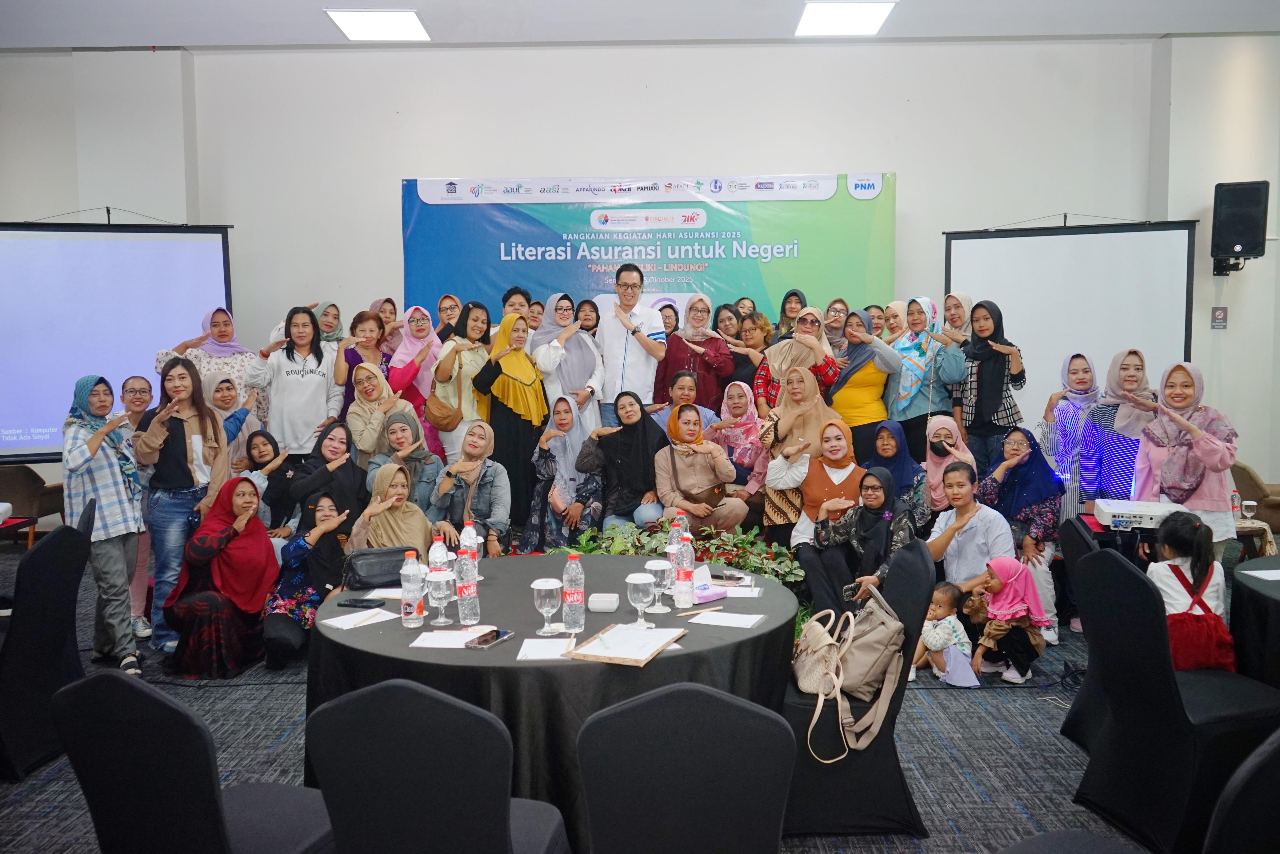Rangkaian kegiatan Hari Asuransi Nasional 2025, Dewan Asuransi Indonesia (DAI) bersama PT Asuransi Astra Buana ingatkan pelaku UMKM Semarang akan pentingnya memiliki asuransi sebagai jaminan keamanan