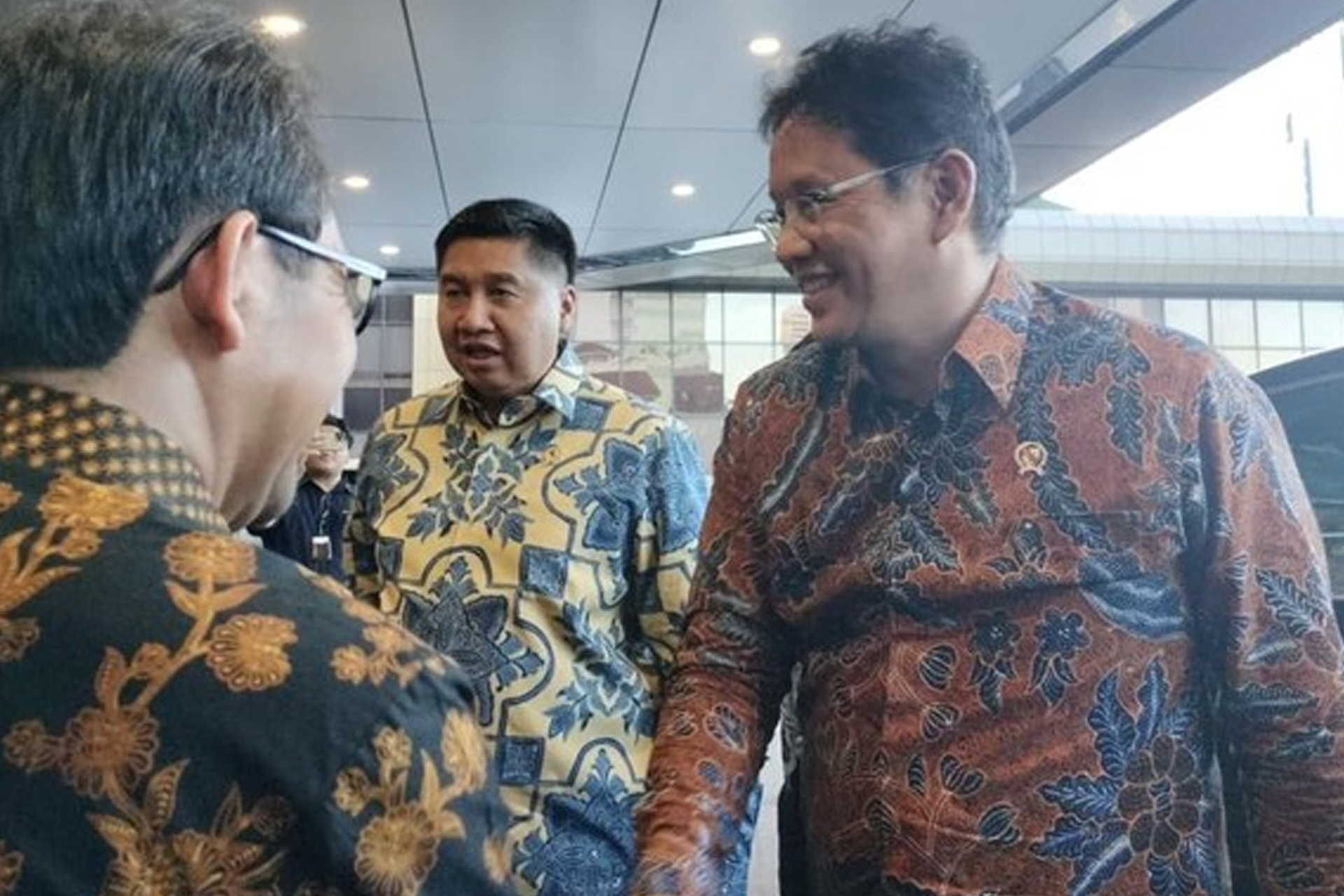 Menteri Keuangan Purbaya Yudhi dan Menteri PKP Maruarar Sirait