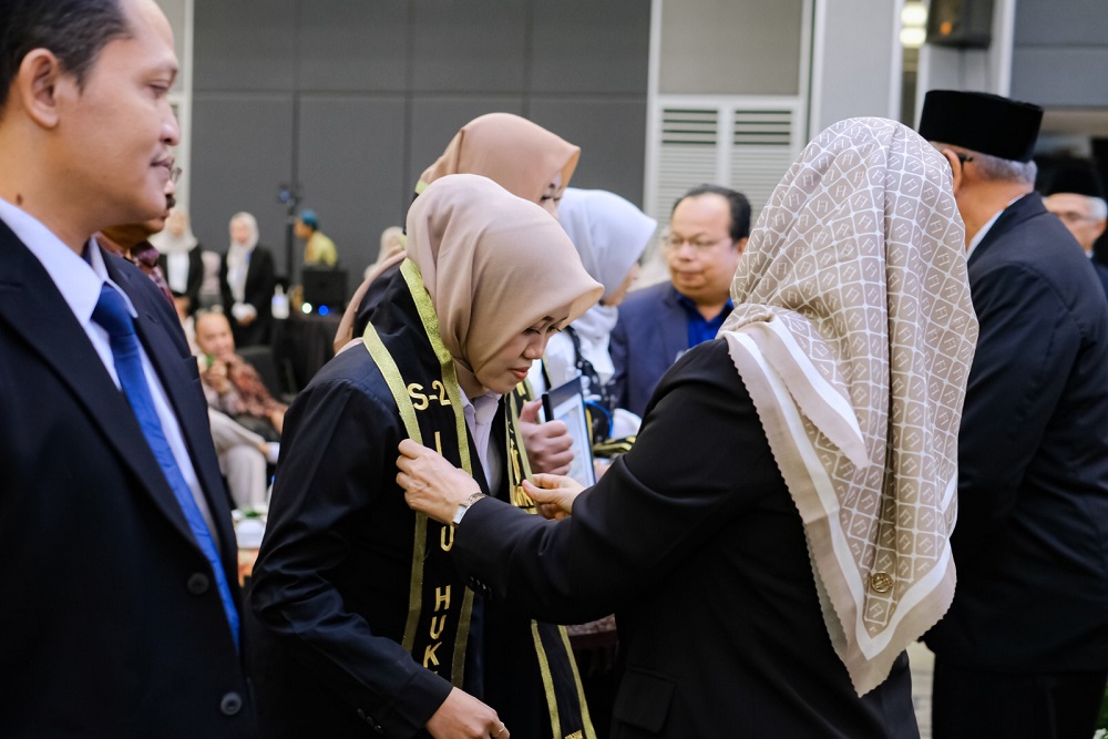 Pelepasan 115 calon wisudawan dan wisudawati Program Pascasarjana Universitas Muria Kudus (UMK) yang digelar di Hotel Griptha Kudus, Kamis (9/10/2025).