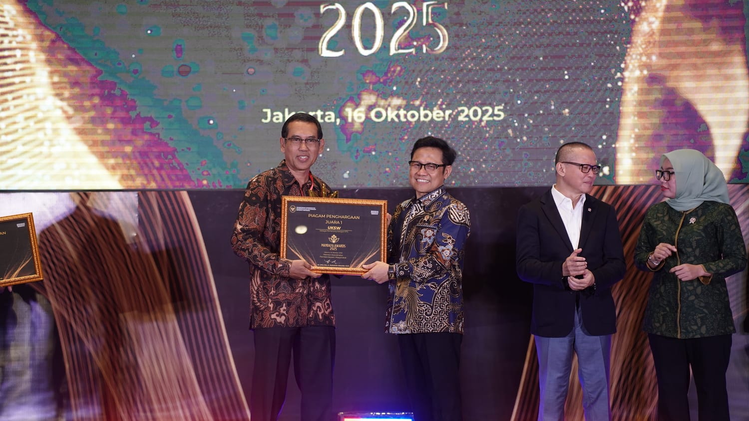 UKSW berhasil meraih Terbaik 1 Nasional Mandaya Award 2025 untuk kategori Perguruan Tinggi Swasta (PTS), untuk prestasi &ldquo;Capaian Praktik Baik Pemberdayaan Masyarakat Inspiratif dan Berdampak ..."
