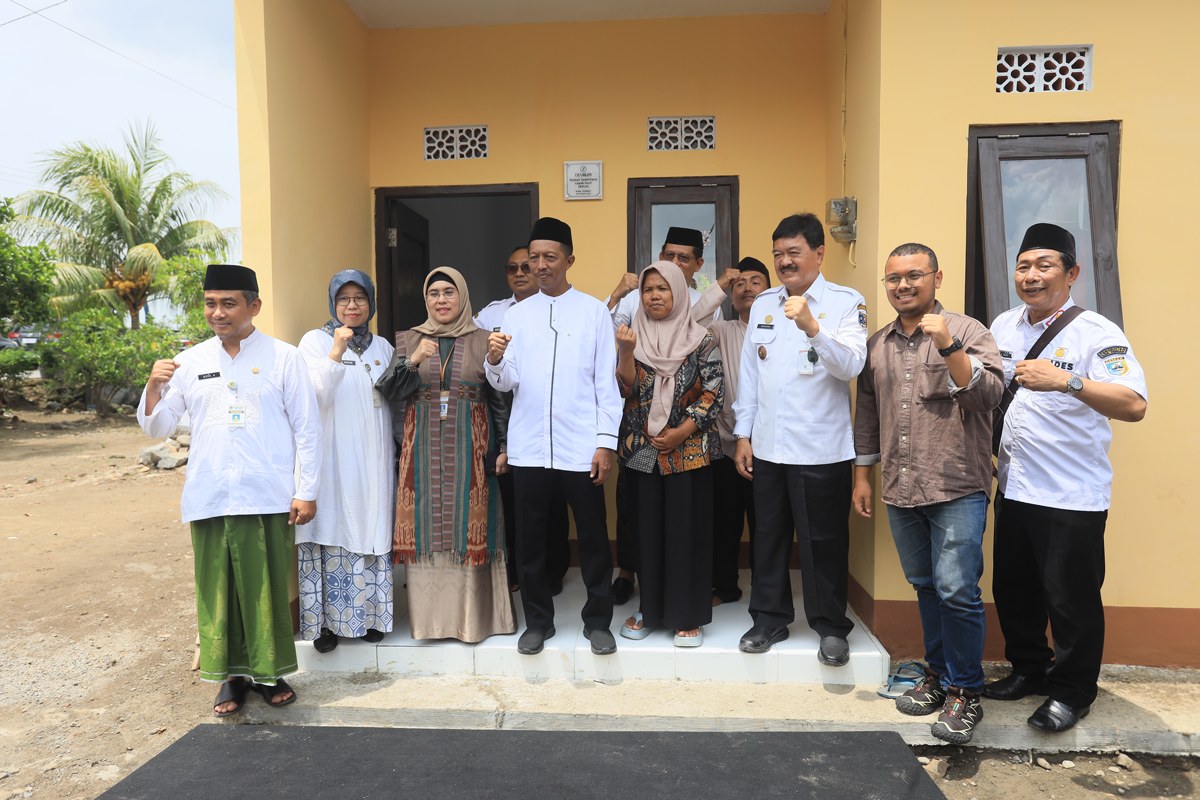 Para penerima bantuan berasal dari lima dusun yang berada di Desa Jragung, Karangawen, Demak yakni Dusun Krajan, Ngrajek, Karanggondang, Jragung, dan Dusun Pojok.