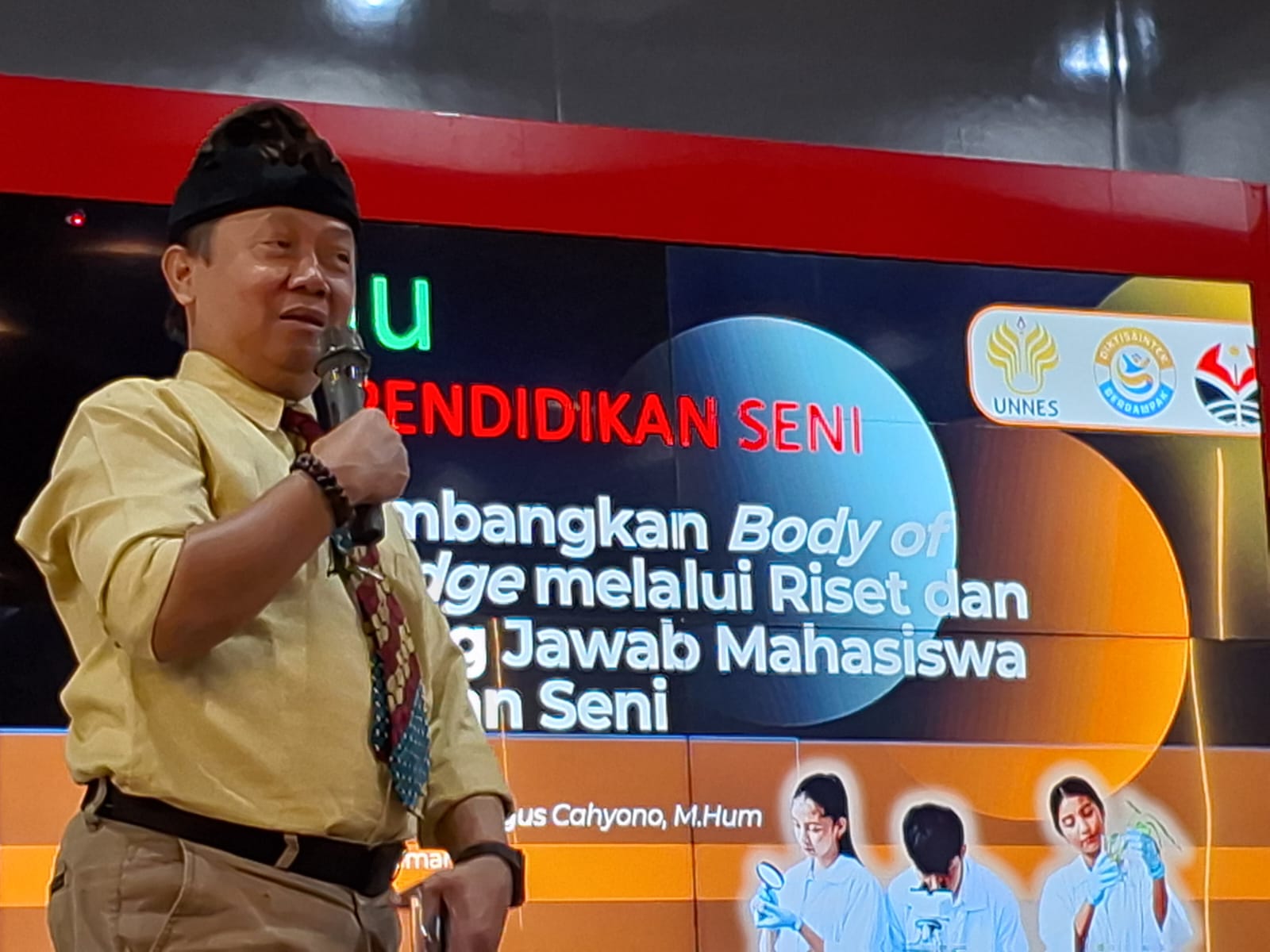 Prof Agus Cahyono Ajak Mahasiswa Seni Menguatkan Tradisi Riset