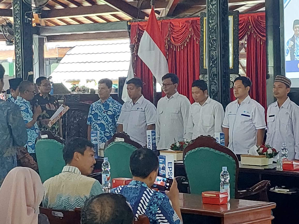 Pengukuhan jajaran pengurus IGI Kabupaten Demak di Pendopo Pemkab Demak.(Wahibpribadi)