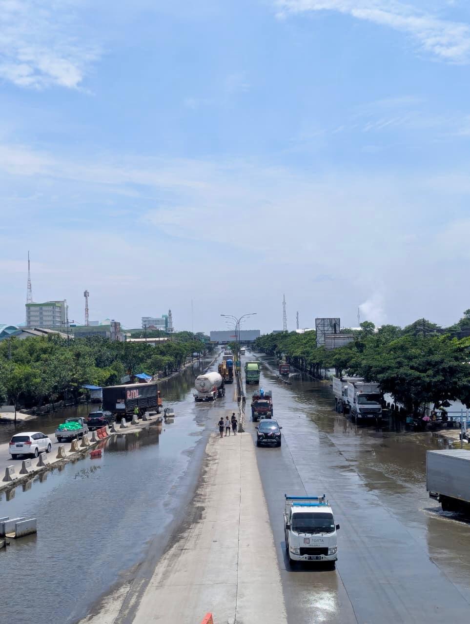 Banjir Kaligawe berangsur surut