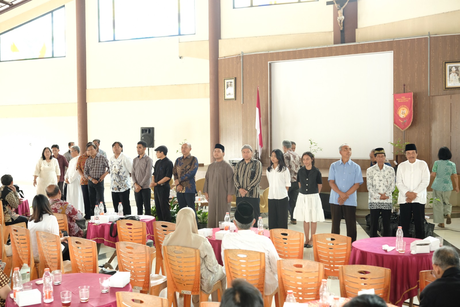 Peringati 1 Windu Paroki Kristus Raja Semesta Alam Salatiga, Gelar Diskusi Lintas Iman Dalam rangka memperingati 1 Windu Paroki Kristus Raja Semesta Alam (KRSA), Tegalrejo,