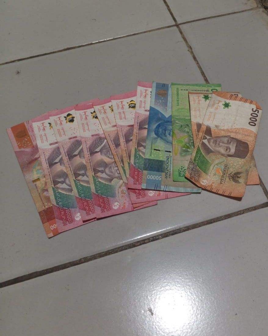 Pencairan bantuan sosial