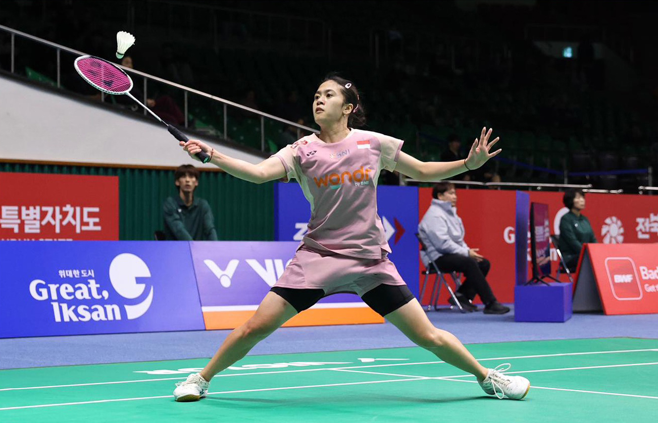 Tunggal putri Indonesia Ni Kadek Dhinda Amartya Pratiwi akan menghadapi wakil tuan rumah Asuka Takahashi di babak 16 besar Japan Masters 2025, Kamis 13 November.