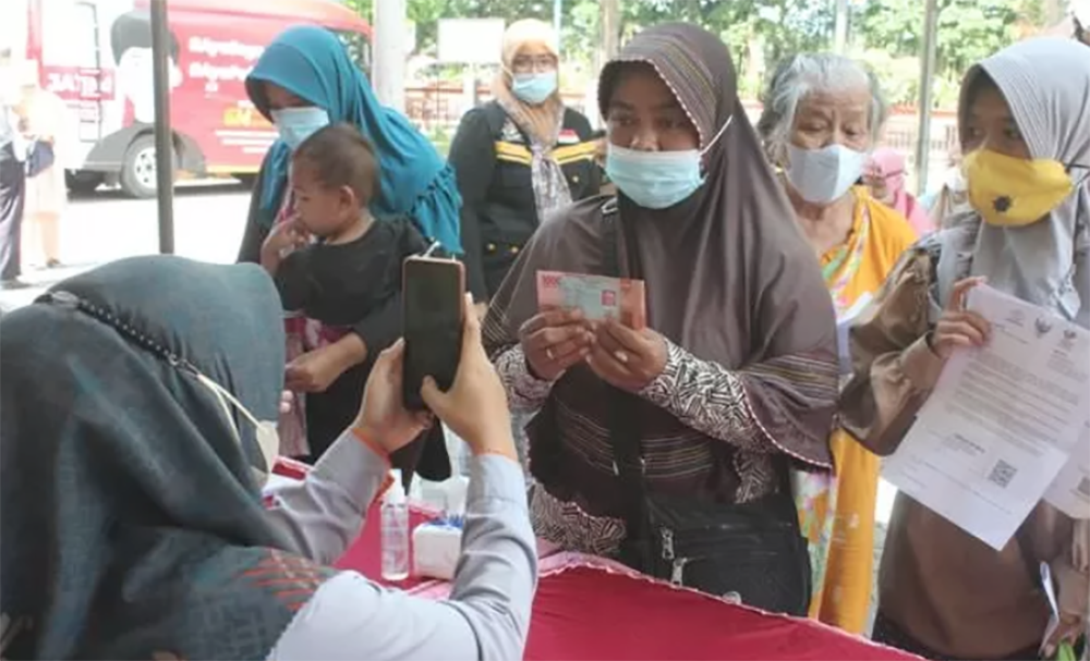 Pencairan Bansos BPNT Tahap 4 2025 Cair Rp600 Ribu Lewat Bank Himbara dan Kantor Pos Memuncak