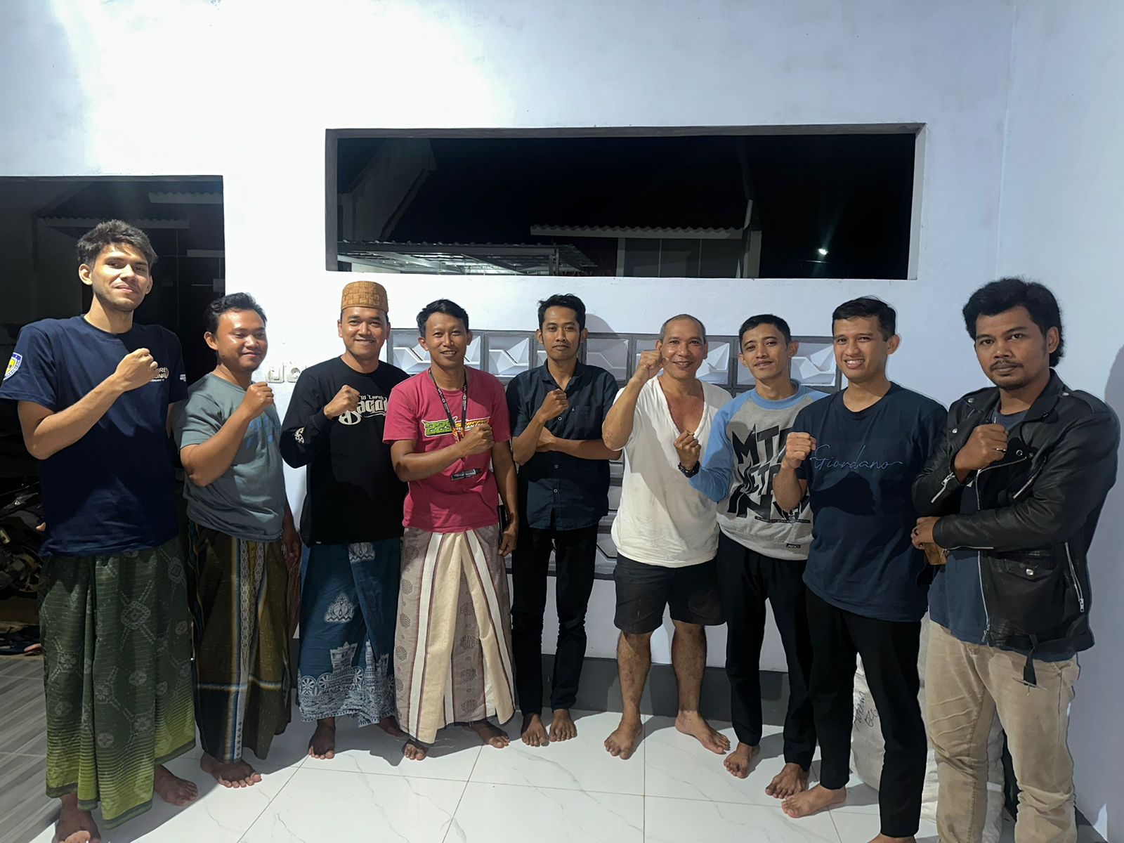 Warga Perumahan Puri Delta Asri 10 Nawatirta di Dukuh Cerbonan, Desa Kesongo, Kecamatan Tuntang, Kabupaten Semarang, bersepakat membentuk paguyuban warga.