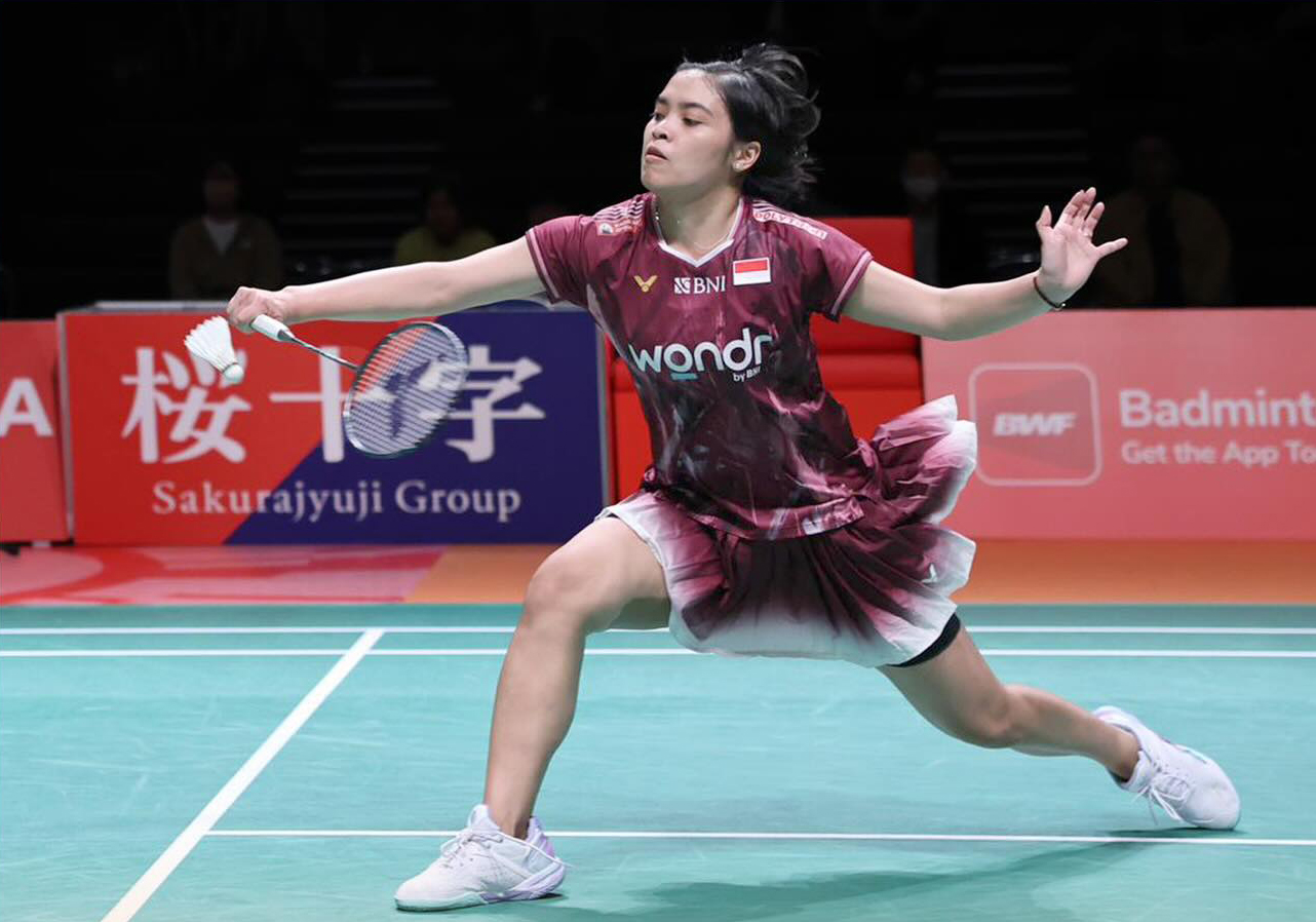Unggulan keempat Gregoria Mariska Tunjung lolos ke babak semifinal Japan Masters 2025 usai mengalahkan wakil tuan rumah, Asuka Takahashi 16-21, 21-14, 21-13.