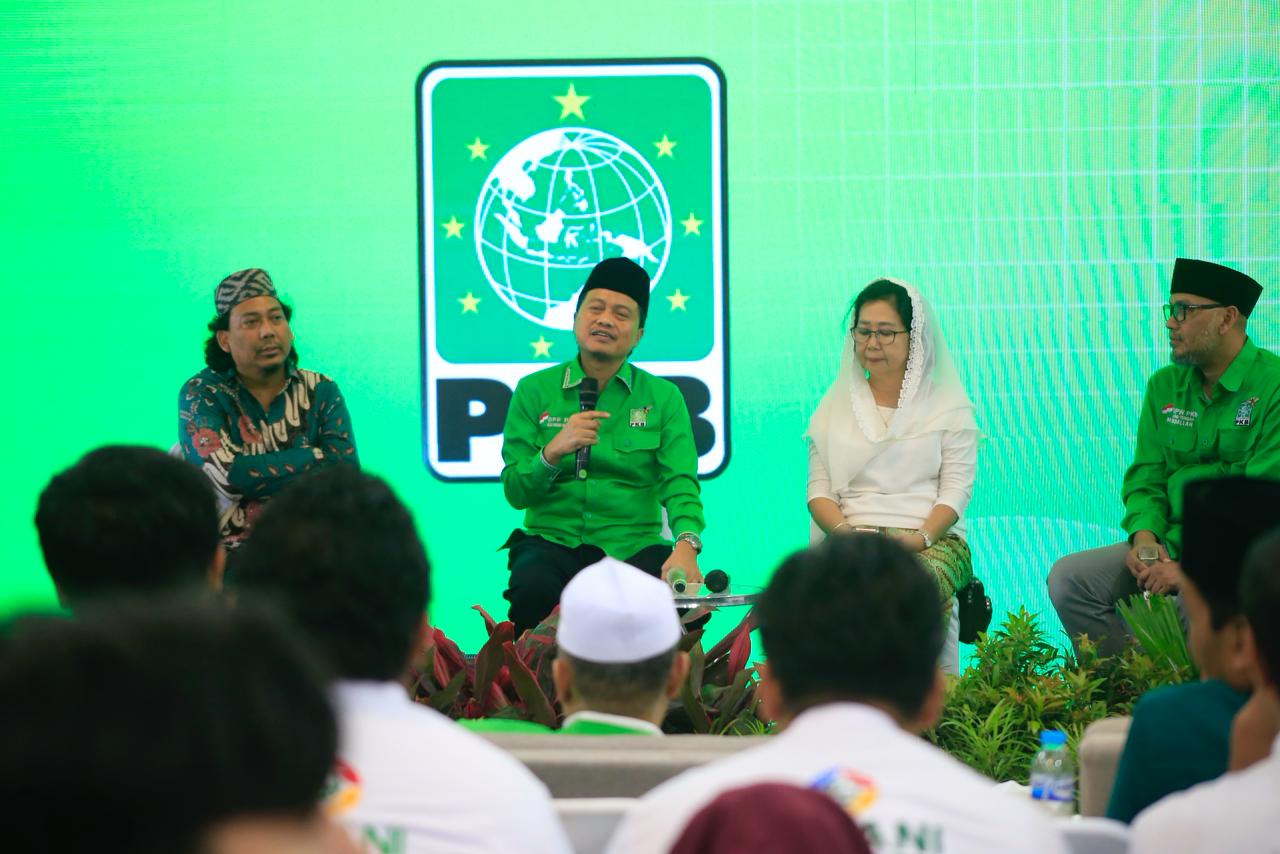 DPW PKB Jawa Tengah menggelar tasyakuran atas gelar pahlawan yang dianugerahkan kepada Syaikhona K.H. Kholil Bangkalan dan K.H Abdurrahman Wahid (Gus Dur).