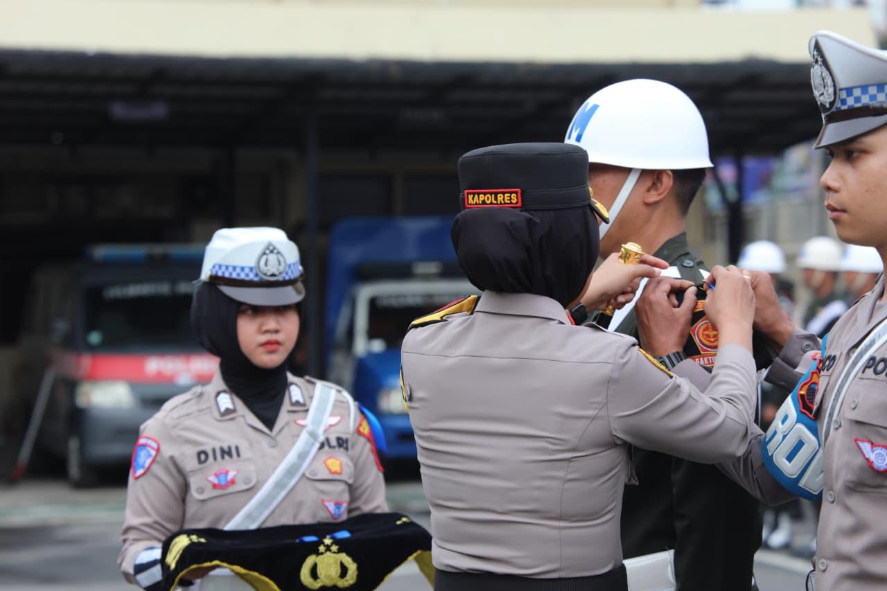Polres Semarang lakukan Apel Gelar Pasukan OPS Zebra Candi 2025 di halaman Mapolres Semarang. Maria Novena/Jawa Pos Radar Semarang&nbsp;