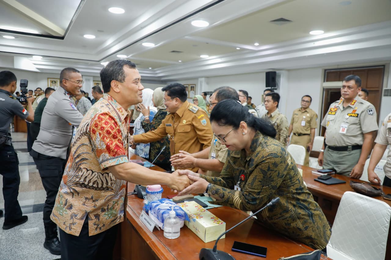 Rakor penanganan bencana dengan pemimpin kepala daerah