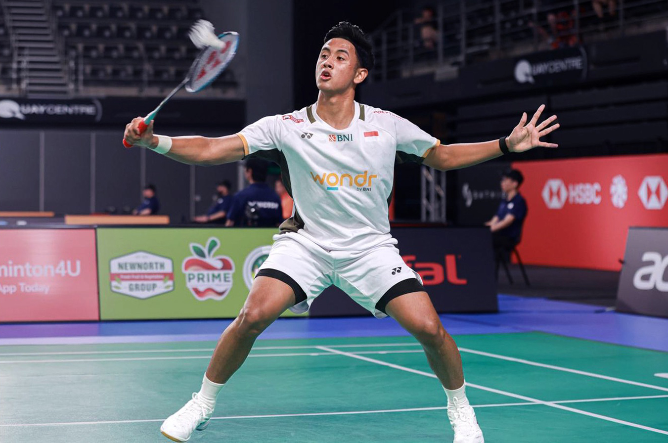 Tunggal putra unggulan delapan Alwi Farhan melaju ke babak perempatfinal Australia Open 2025 usai mengalahkan wakil India, Prannoy H. S. 21-19, 21-10.