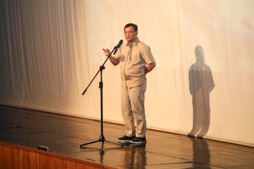 Gubernur Jawa Tengah Ahmad Luthfi memeberikan kuliah umum Pascasarjana Institut Seni Indonesia (ISI) Surakarta, di Gedung Teater Besar kampus setempat pada Rabu, 19 November 2025.