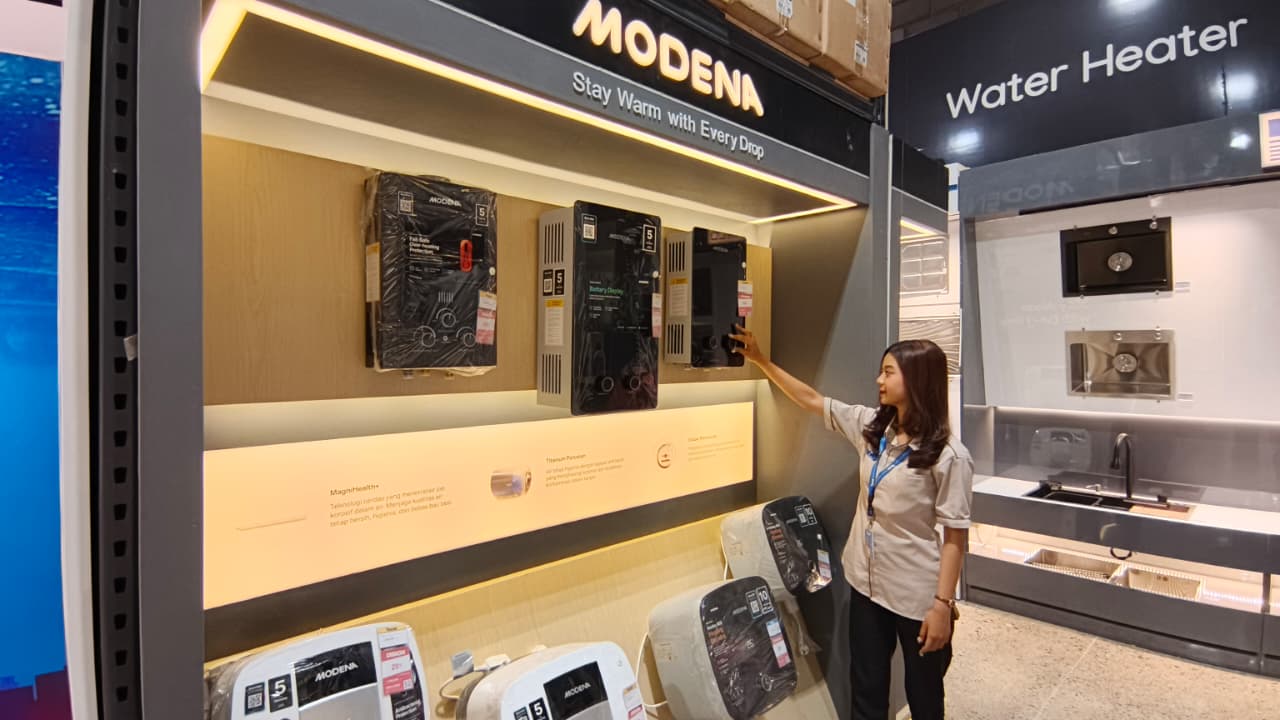 Beragam produk pilihan dari MODENA di RKM Semarang.